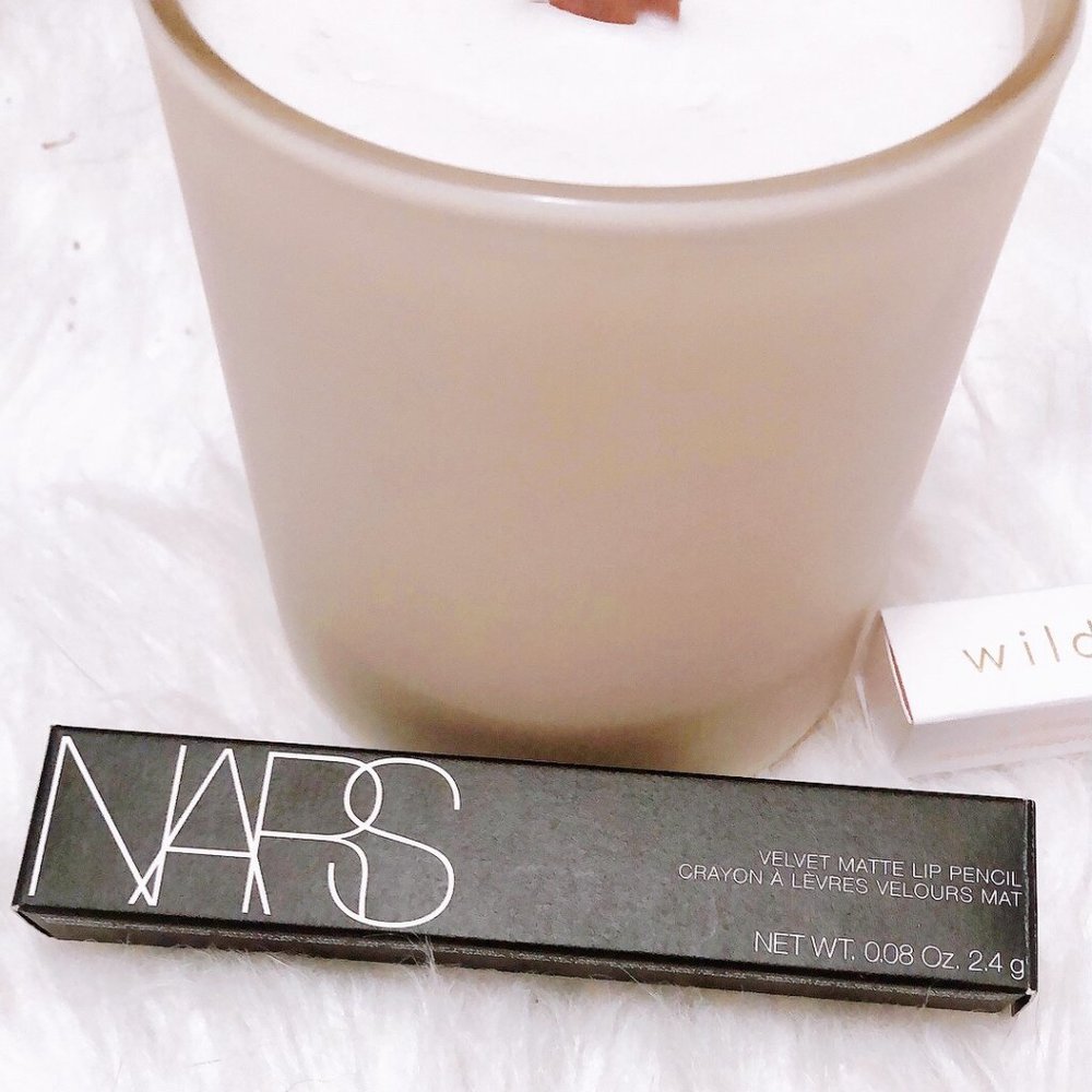 NARS VELVET MATTE LIP PENCIL IN DRAGON GIRL (NEW)